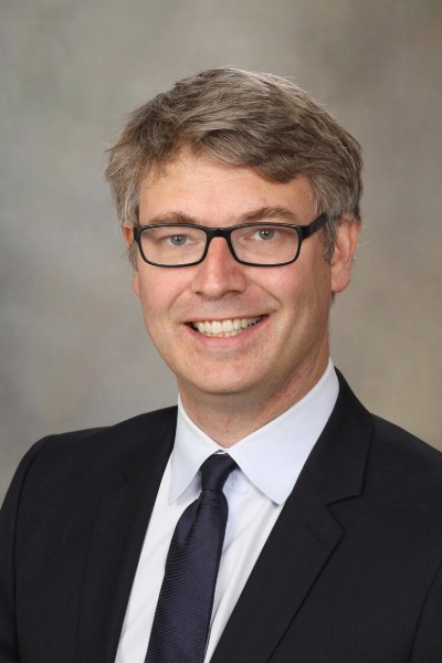 Tobias Kummer, MD